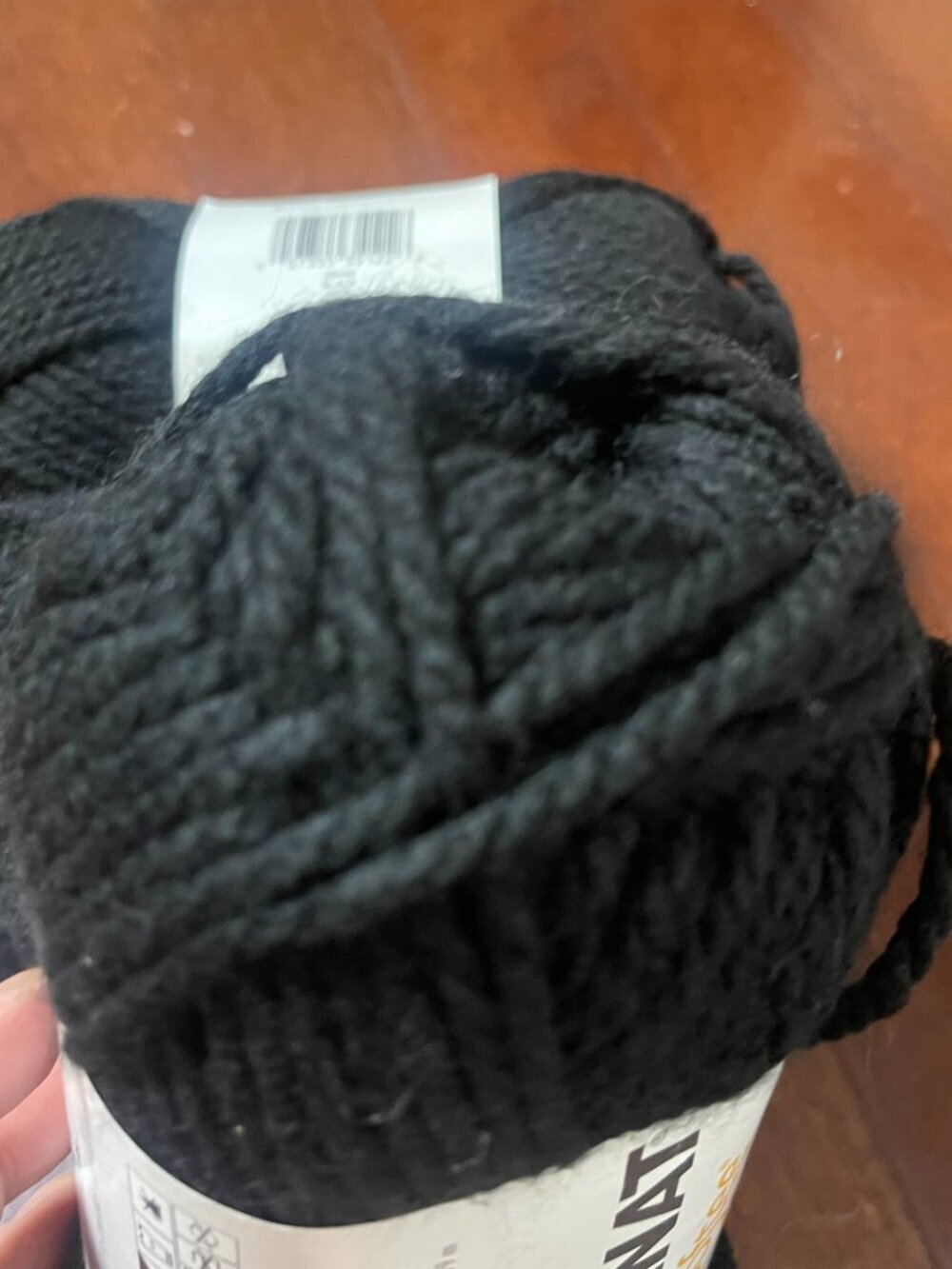 Bernat Softee Chunky Black Yarn Lot of 3 - Picture 4 of 6